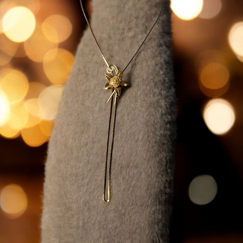 Vtg. Lariat Rose Gold Mesh Necklace